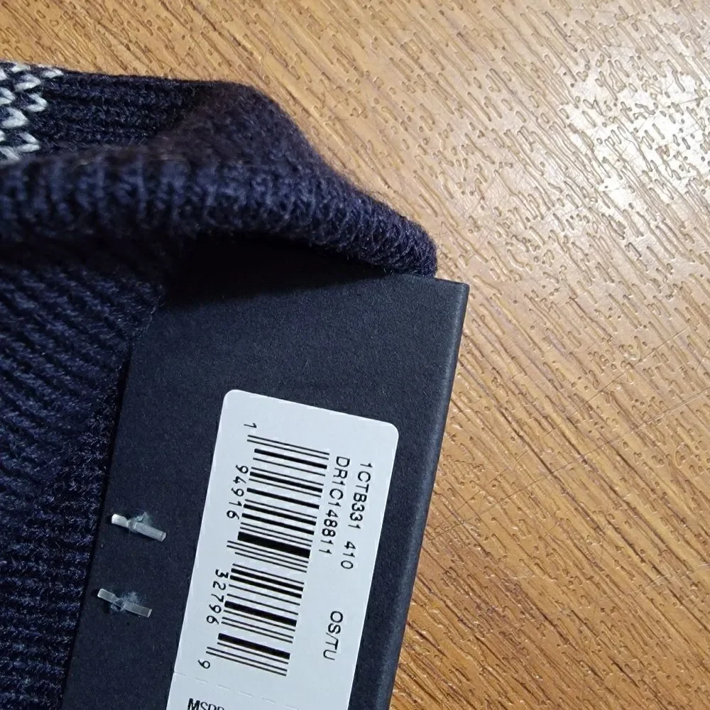 Tommy Hilfiger Navy Flag Beanie Hat Unisex Red White New Knit One Size Fleece